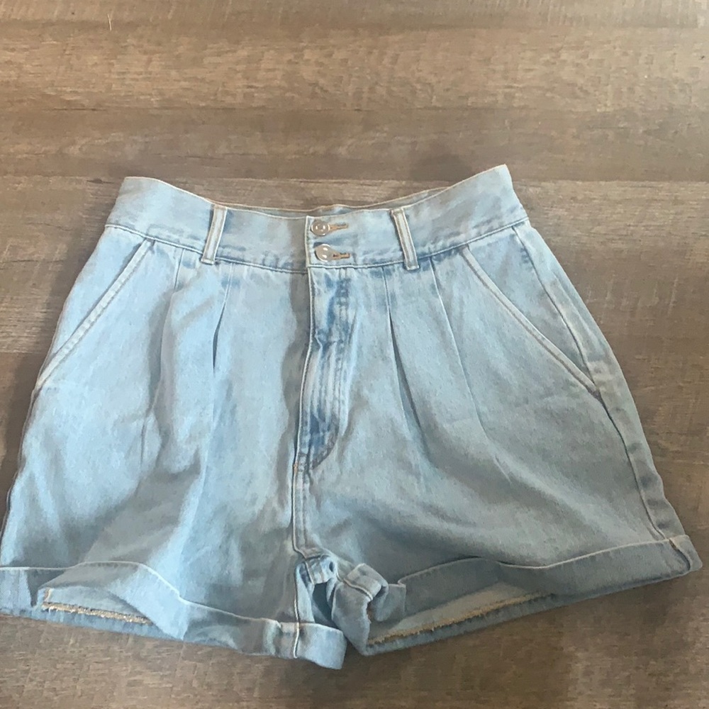 Paperbag denim shorts